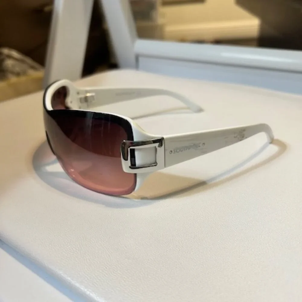 SouthPole Sunglasses UV Protecttion - Picture 4 of 6